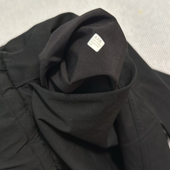 Lululemon Shorts - Picture 9 of 11